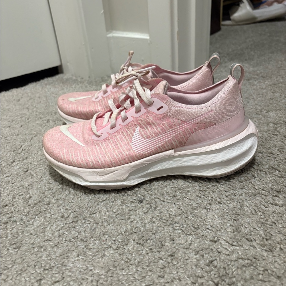 Nike Invincible Run Shoes